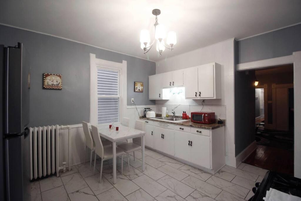 Renovated Brady St. Classic Μιλγουόκι Εξωτερικό φωτογραφία