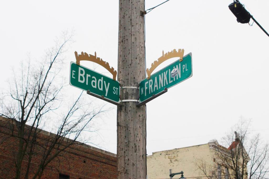 Renovated Brady St. Classic Μιλγουόκι Εξωτερικό φωτογραφία